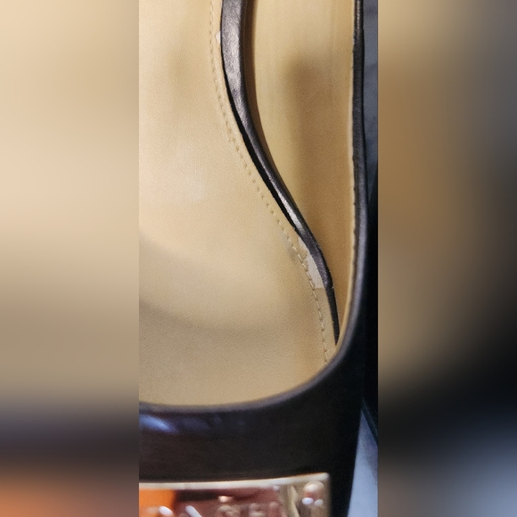 Coach Zan Pumps w/box. Size 9 - Picture 7 of 14